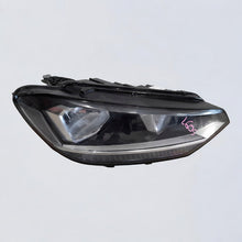 Laden Sie das Bild in den Galerie-Viewer, Frontscheinwerfer VW Touran 5TB941006A Rechts Scheinwerfer Headlight