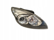 Laden Sie das Bild in den Galerie-Viewer, Frontscheinwerfer Hyundai I30 92102-21 Rechts Scheinwerfer Headlight SCH6043602332vj