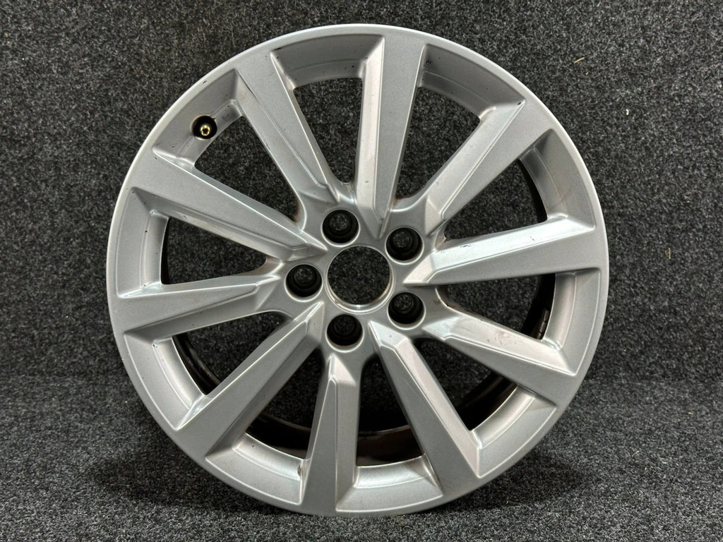 1x Alufelge 16 Zoll 6.5" 5x100 40ET Glanz Silber 82A601025C Audi A1 Rim Wheel FEL6981946466ca