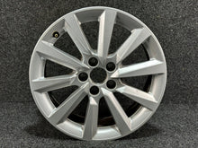 Load image into Gallery viewer, 1x Alufelge 16 Zoll 6.5" 5x100 40ET Glanz Silber 82A601025C Audi A1 Rim Wheel FEL6981946466ca
