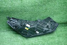 Load image into Gallery viewer, Frontscheinwerfer Hyundai Tucson 92101D7100 Links Scheinwerfer Headlight SCH5250247713vg