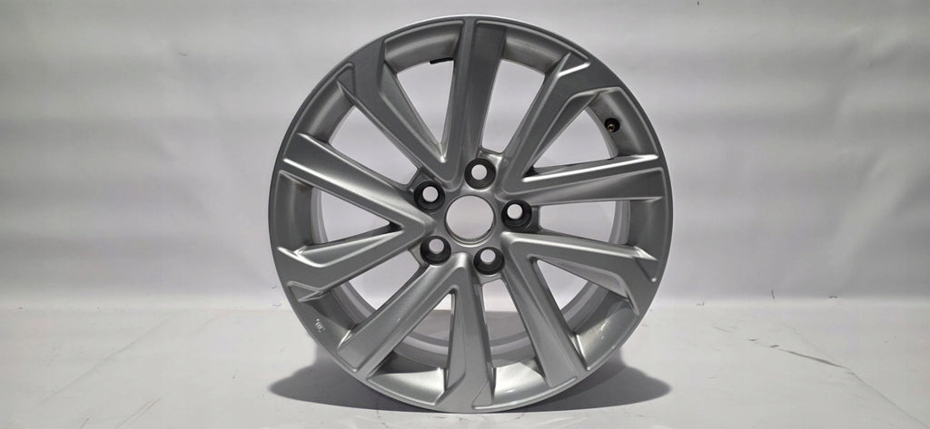 1x Alufelge 17 Zoll 7.0" 5x114.3 50ET HL8103 Toyota Auris Rim Wheel FEL5005681895xi