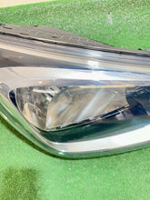 Laden Sie das Bild in den Galerie-Viewer, Frontscheinwerfer Hyundai I10 92102-B9000 Rechts Scheinwerfer Headlight SCH7175619359dy