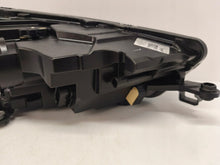 Laden Sie das Bild in den Galerie-Viewer, Frontscheinwerfer Skoda Fabia IV 6VB941015 LED Links Scheinwerfer Headlight SCH4023939528mo