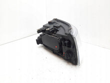 Laden Sie das Bild in den Galerie-Viewer, Frontscheinwerfer VW Transporter Caravelle 304411175R Rechts Headlight SCH2963246478sx