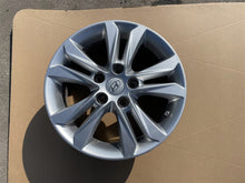 Load image into Gallery viewer, 1x Alufelge 16 Zoll 6.5&quot; 5x114.3 50ET 52910-A6320 Hyundai I30 Rim Wheel