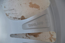 Load image into Gallery viewer, 1x Alufelge 17 Zoll 7.0" 5x110 40ET Glanz Silber 735624967 Fiat 500x Rim Wheel FEL4367981444zg