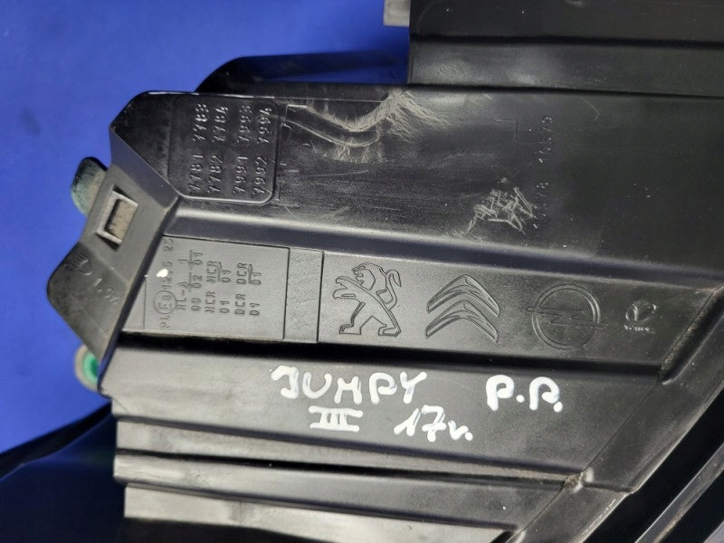 Frontscheinwerfer Citroën Jumpy III 9808567680 Rechts Scheinwerfer Headlight