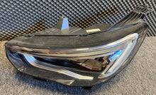 Laden Sie das Bild in den Galerie-Viewer, Frontscheinwerfer Opel Grandland X YP00162880 240620 Links Headlight SCH4077596432cu