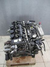 Load image into Gallery viewer, Motor Mercedes-Benz Sprinter 646811 2.2 CDI 190TKm Diesel Engine Komplett