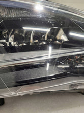 Laden Sie das Bild in den Galerie-Viewer, Frontscheinwerfer Seat Leon 5F1941008 LED Rechts Scheinwerfer Headlight