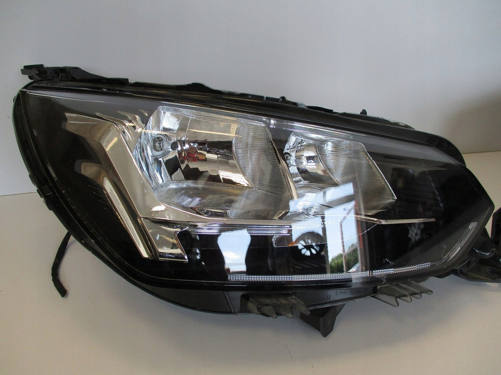 Frontscheinwerfer Peugeot 208 Ein Stück (Rechts oder Links) Headlight