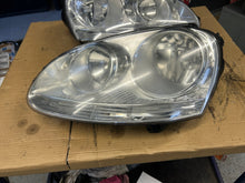 Laden Sie das Bild in den Galerie-Viewer, Frontscheinwerfer VW Golf V 1K6941006N Ein Satz Scheinwerfer Headlight SCH2557541437fg
