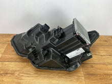 Laden Sie das Bild in den Galerie-Viewer, Frontscheinwerfer Ford VII PR3B-13005- Rechts Scheinwerfer Headlight SCH4425158370zo