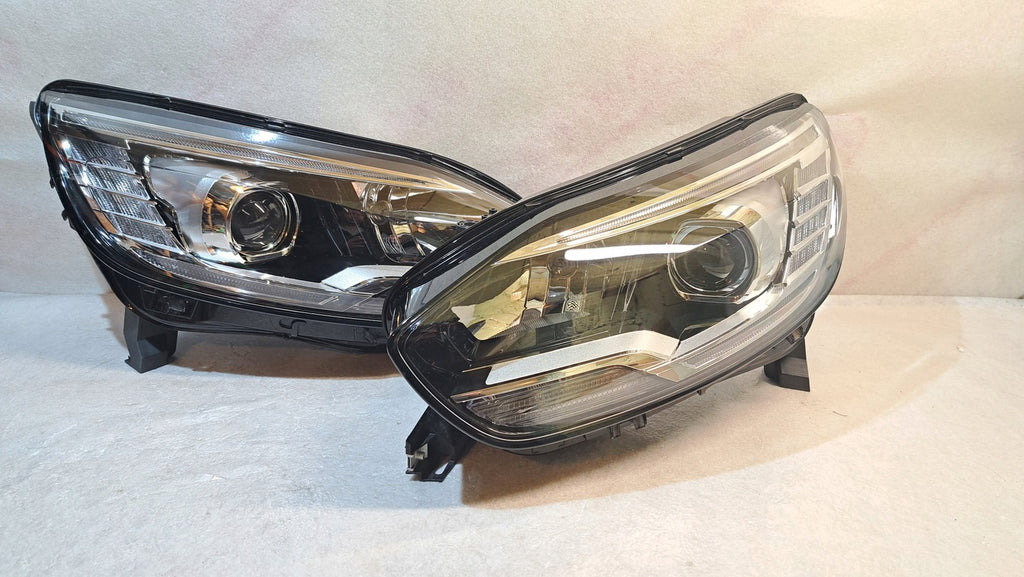 Frontscheinwerfer Renault Grand Scenic 260101685 260606727 LED Rechts oder Links