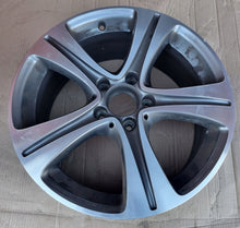 Load image into Gallery viewer, 1x Alufelge 17 Zoll 7.5" 5x112 40ET Glanz Silber A2134011200 Mercedes-Benz W213 FEL3760901525na