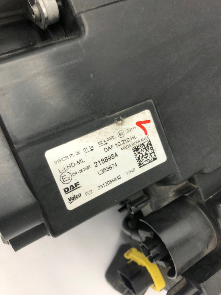 Frontscheinwerfer Daf 2188985W 2188984Q Ein Satz Scheinwerfer Headlight SCH9527589652wr