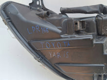 Load image into Gallery viewer, Frontscheinwerfer Toyota Yaris 81130-0D330 Rechts Scheinwerfer Headlight SCH4334602315nf