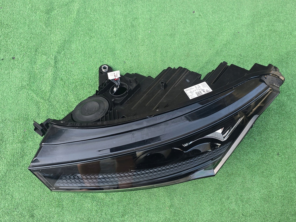 Frontscheinwerfer Skoda Enyaq 5LB941015 Full LED Ein Stück (Rechts oder Links)