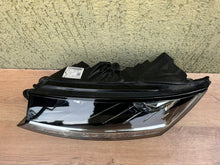Laden Sie das Bild in den Galerie-Viewer, Frontscheinwerfer Skoda Fabia III 6V1941015E Full LED Links Headlight SCH3931324524gs