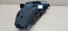 Laden Sie das Bild in den Galerie-Viewer, Frontscheinwerfer Tesla Model 3 151495300D Full LED Rechts Headlight