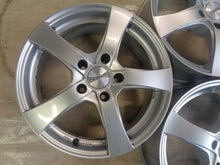 Laden Sie das Bild in den Galerie-Viewer, 4x Alufelge 17 Zoll 7.0" 5x120 41ET KBA47783 BMW Rim Wheel FEL7309822601qg