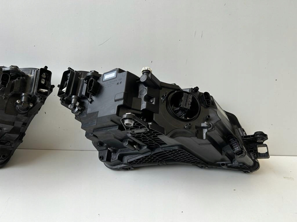 Frontscheinwerfer Skoda Superb III 3V1941015D 3V1941016D LED Rechts oder Links