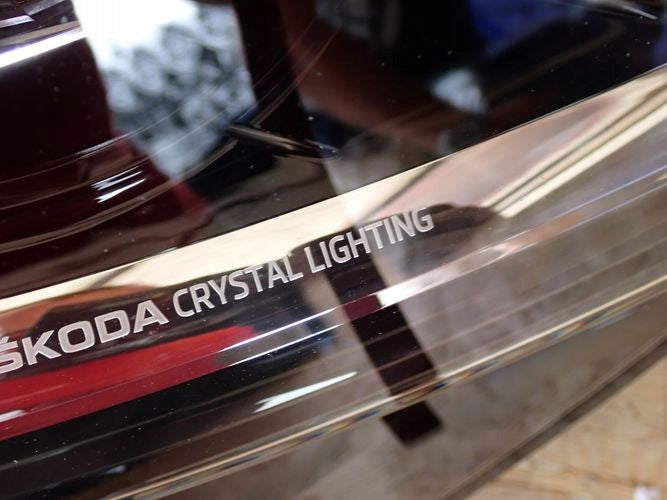 Frontscheinwerfer Skoda Superb III 3V1941016D Rechts Scheinwerfer Headlight