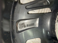 Laden Sie das Bild in den Galerie-Viewer, 1x Alufelge 16 Zoll 5x115 Hyundai I30 Rim Wheel FEL9200106354cp