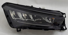 Load image into Gallery viewer, Frontscheinwerfer Skoda Enyaq IV 5LB941016B Rechts Scheinwerfer Headlight