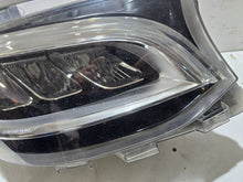 Laden Sie das Bild in den Galerie-Viewer, Frontscheinwerfer Mercedes-Benz Sprinter A9109065100 Rechts Headlight SCH8643406142pg