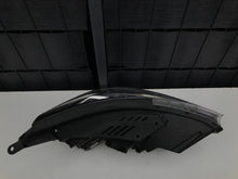 Laden Sie das Bild in den Galerie-Viewer, Frontscheinwerfer Hyundai I30 III 92101-G4510 LED Ein Stück (Rechts oder Links)