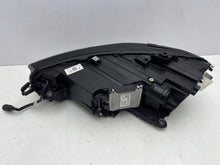 Laden Sie das Bild in den Galerie-Viewer, Frontscheinwerfer VW Passat 3J1941036 LED Rechts Scheinwerfer Headlight SCH2019315249qu