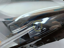 Laden Sie das Bild in den Galerie-Viewer, Frontscheinwerfer Tesla Model 3 5yj3 1077375-00-C 2017-5YJ3 Full LED Links