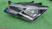 Laden Sie das Bild in den Galerie-Viewer, Frontscheinwerfer Seat Ateca 576941005A Links Scheinwerfer Headlight