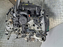 Laden Sie das Bild in den Galerie-Viewer, Motor Audi A4 RR4 2.0 TFSI 179TKm 2015 Benzin Engine Unkomplett
