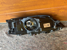 Laden Sie das Bild in den Galerie-Viewer, Frontscheinwerfer VW Golf VII 5G1941753 Xenon Links Scheinwerfer Headlight SCH2074192858nd