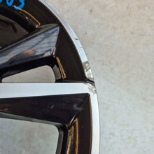 Laden Sie das Bild in den Galerie-Viewer, 1x Alufelge 17 Zoll 7.0&quot; 5x112 PW457-02001 Toyota Rim Wheel