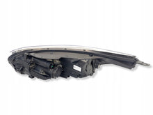 Laden Sie das Bild in den Galerie-Viewer, Frontscheinwerfer Kia Ceed 92102J7500 Rechts Scheinwerfer Headlight SCH7133458337ne