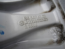Load image into Gallery viewer, 1x Alufelge 18 Zoll 8.5" 5x112 43ET Glanz Silber A2214012102 Mercedes-Benz W221 FEL1715893870nv