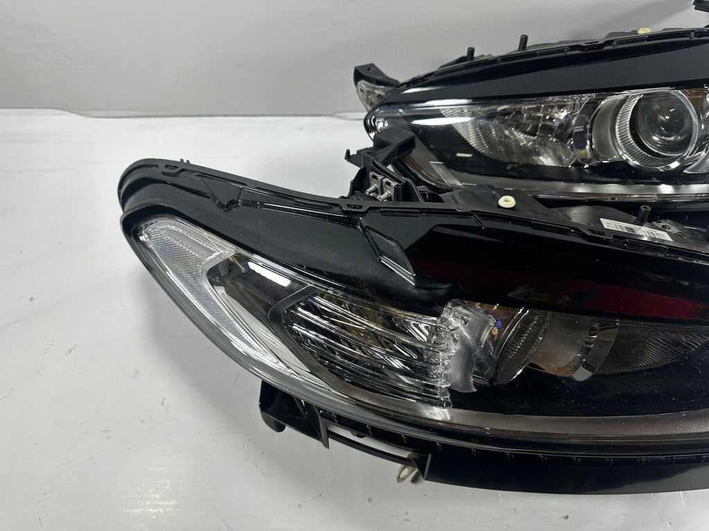 Frontscheinwerfer Ford Mondeo I DS73-13W029-EB DS73-13W030-EB Ein Satz Headlight SCH1448622104ls