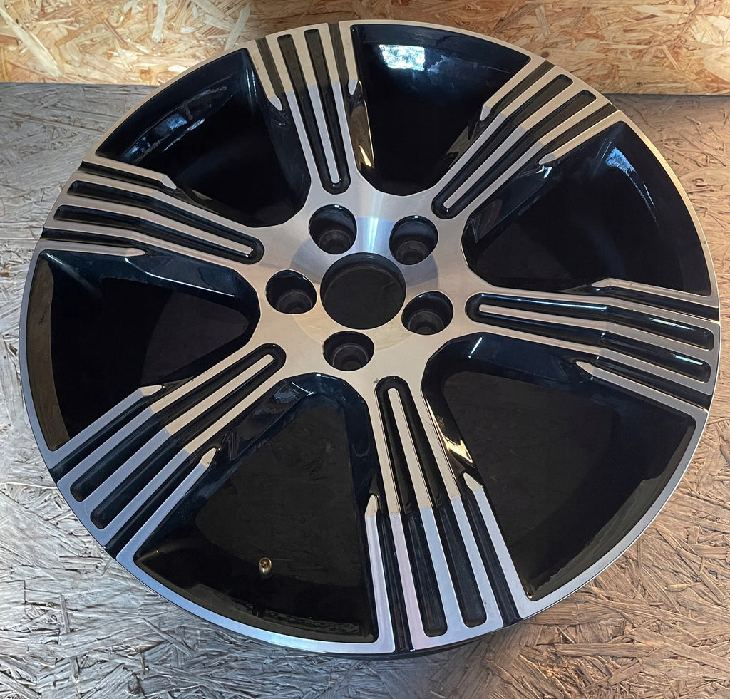 1x Alufelge 18 Zoll 7.5" 5x112 50 5ET 31471552 Volvo Xc60 Xc40 Rim Wheel