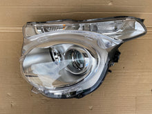 Laden Sie das Bild in den Galerie-Viewer, Frontscheinwerfer Citroën C1 II 811500H170 Links Scheinwerfer Headlight