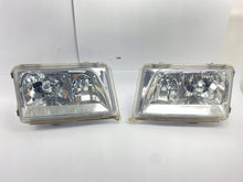 Laden Sie das Bild in den Galerie-Viewer, Frontscheinwerfer Eagle W124 30343287 Ein Satz Scheinwerfer Headlight SCH2123985672db