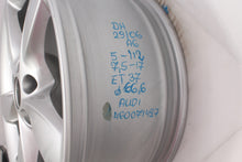 Load image into Gallery viewer, 1x Alufelge 17 Zoll 7.5&quot; 5x112 37ET Glanz Silber 4GO071497 Audi Rim Wheel