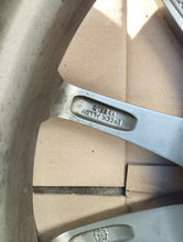 Laden Sie das Bild in den Galerie-Viewer, 1x Alufelge 18 Zoll 7.5&quot; 5x108 KBA52239 Ford Rim Wheel