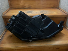 Load image into Gallery viewer, Frontscheinwerfer VW Caddy Links Scheinwerfer Headlight SCH8940788244zb