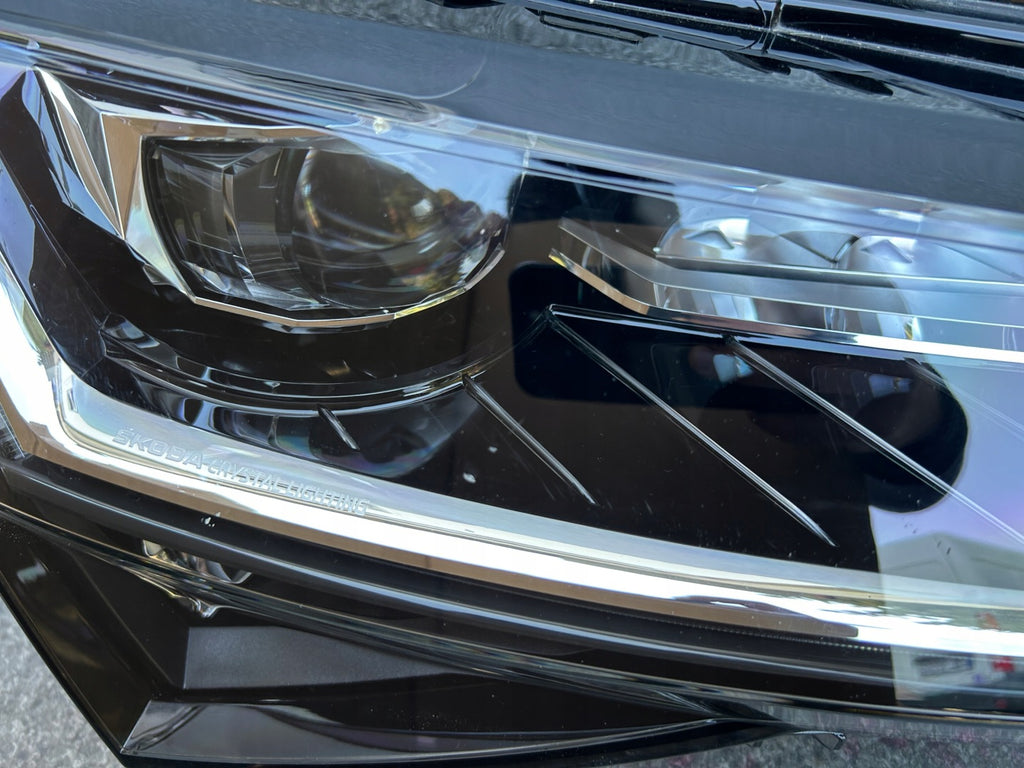 Frontscheinwerfer Skoda Superb III 3V1941016D Rechts Scheinwerfer Headlight SCH8581394789nt