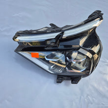 Laden Sie das Bild in den Galerie-Viewer, Frontscheinwerfer Citroën C4 III 9830649480 73243669 Full LED Links Headlight
