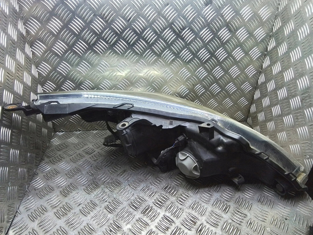 Frontscheinwerfer Toyota Verso 811700F161 Links Scheinwerfer Headlight SCH5009298304cc